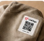 Clothing carrying a LinkTag